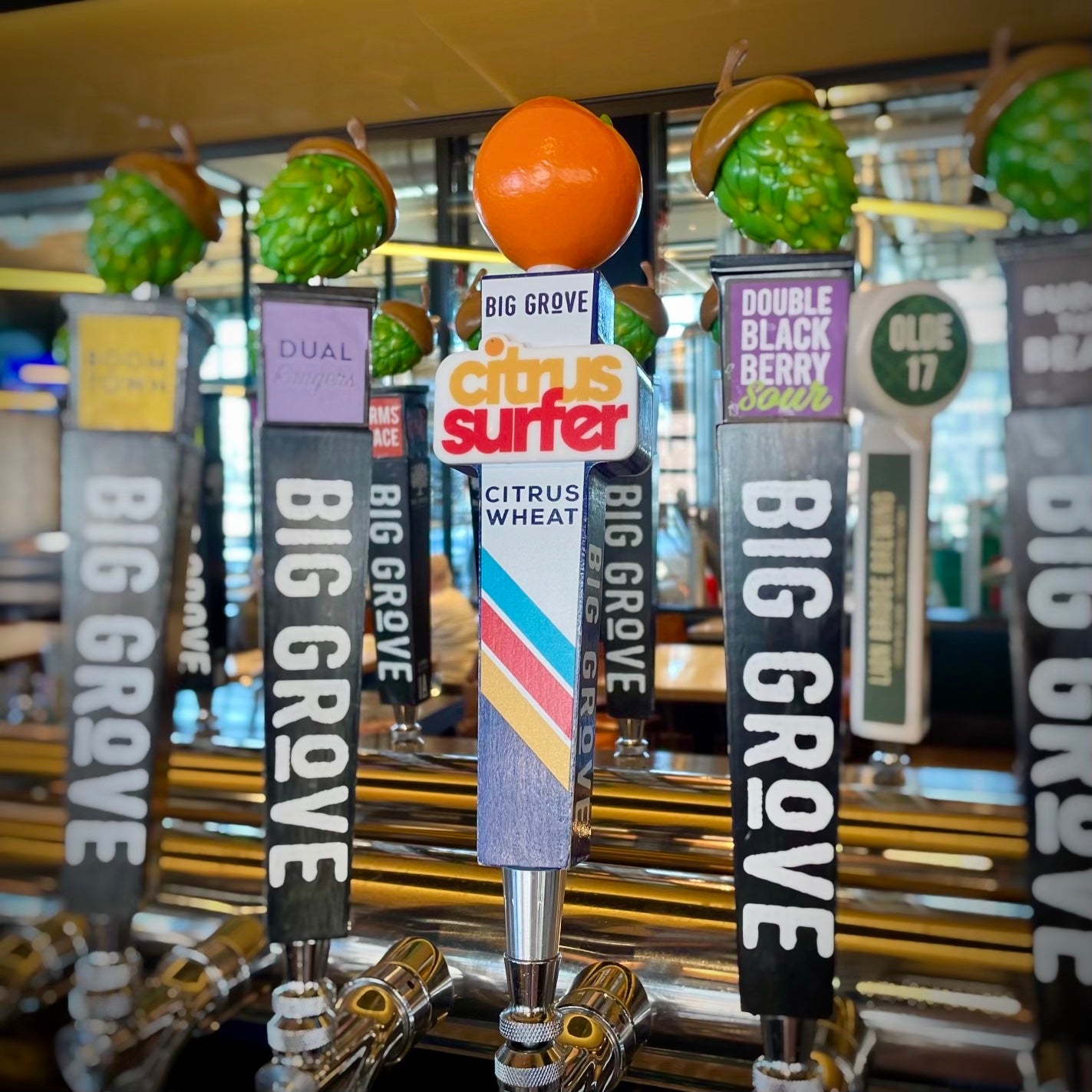 Old School Citrus Surfer Tap Handle