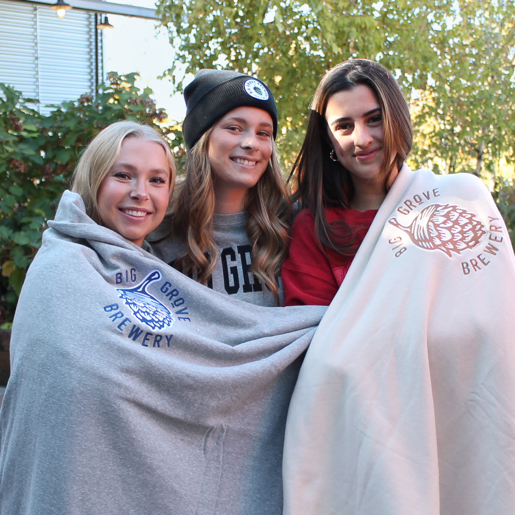 Embroidered Hopcorn Fleece Blanket - Oatmeal Color