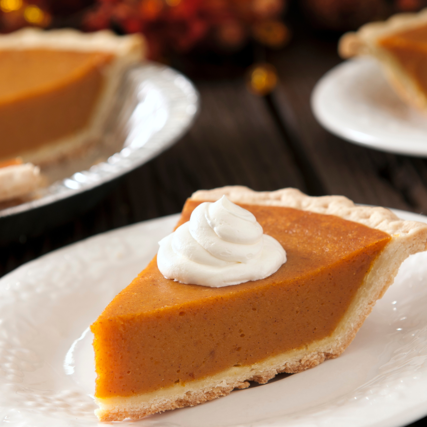 Holiday Dessert Pre-Orders: Omaha Taproom